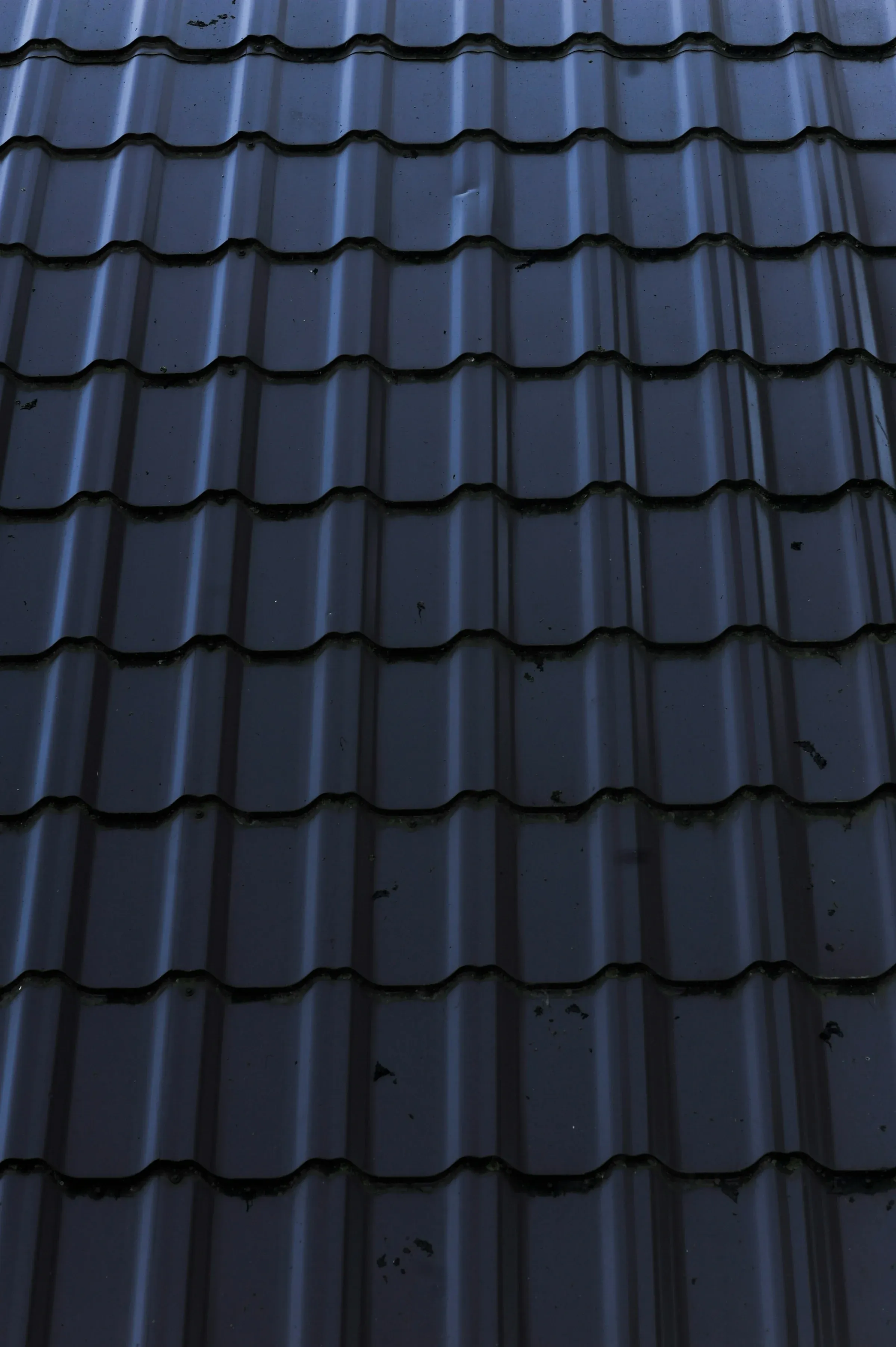 Trapezoidal sheet, laid and lapped